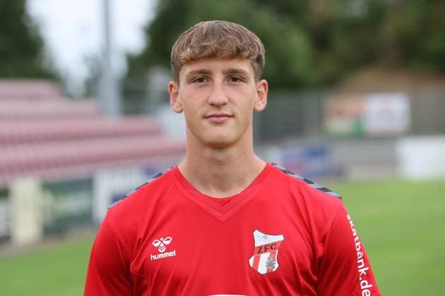 Fußball, RL Nordost, ZFC Meuselwitz, Porträttermin 2025 2026 Männer Fußball Fussball Saison 2025 26 16.07.2025 Bluechip Arena Meuselwitz ZFC Meuselwitz - Portrait Bastian Burghold Meuselwitz Thueringen Germany