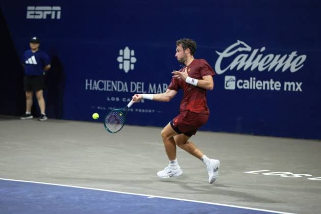 LOS CABOS TENNIS OPEN 2025 LOS CABOS TENNIS OPEN 2025 HALYS VS FICOVICH 16072025 LOS CABOS, BAJA CALIFORNIA, MEXICO. Photo of Quentin Halys of France, during singles game of Los Cabos Tennis Open 2025 held at the Grand Stand of the Cabo Sports Complex of Los Cabos, Baja California, Mexico. Foto Quentin Halys de Francia durante juego de singles en Los Cabos Tennis Open 2025 celebrado en el Grand Stand 1 del Cabo Sports Complex de Los Cabos, Baja California, Mexico. PHOTO BY IMAGENSHOP AGENCIA FOTOGRAFICA LOS CABOS BAJA CALIFORNIA MEXICO Copyright: xIMAGENSHOPxAGENCIAxFOTOGRAFICAx