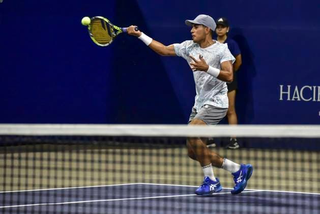 LOS CABOS TENNIS OPEN 2025 LOS CABOS TENNIS OPEN 2025 ALVAREZ VS KOVACEVIC 16072025 LOS CABOS, BAJA CALIFORNIA, MEXICO. Photo of Luis Carlos Alvarez of Mexico, during singles game of Los Cabos Tennis Open 2025 held at the Grand Stand of the Cabo Sports Complex of Los Cabos, Baja California, Mexico. Foto Luis Carlos Alvarez de Mexico, durante juego de singles en Los Cabos Tennis Open 2025 celebrado en el Grand Stand 1 del Cabo Sports Complex de Los Cabos, Baja California, Mexico. PHOTO BY IMAGENSHOP AGENCIA FOTOGRAFICA LOS CABOS BAJA CALIFORNIA MEXICO Copyright: xIMAGENSHOPxAGENCIAxFOTOGRAFICAx