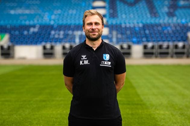 Spielanalyst Kevin Waliczek, 1. FC Magdeburg - 2. Fussball Bundesliga Porträttermin 2. BL 2025 2026 offizieller Fototermin 1. FC Magdeburg in der Avnet Arena in Magdeburg - Porträt, Portrait, Einzelbild, Deutschland, Fussball, Maenner, GER, 16.07.2025