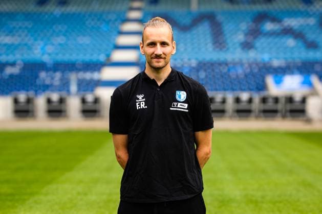 Physiotherapeut Ferdinand Renner, 1. FC Magdeburg - 2. Fussball Bundesliga Porträttermin 2. BL 2025 2026 offizieller Fototermin 1. FC Magdeburg in der Avnet Arena in Magdeburg - Porträt, Portrait, Einzelbild, Deutschland, Fussball, Maenner, GER, 16.07.2025