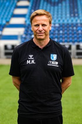 Dr. Mathias Neumann, 1. FC Magdeburg - 2. Fussball Bundesliga Porträttermin 2. BL 2025 2026 offizieller Fototermin 1. FC Magdeburg in der Avnet Arena in Magdeburg - Porträt, Portrait, Einzelbild, Deutschland, Fussball, Maenner, GER, 16.07.2025