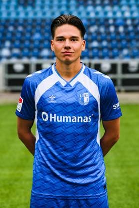 Dariusz Stalmach, 1. FC Magdeburg - 2. Fussball Bundesliga Porträttermin 2. BL 2025 2026 offizieller Fototermin 1. FC Magdeburg in der Avnet Arena in Magdeburg - Porträt, Portrait, Einzelbild, Deutschland, Fussball, Maenner, GER, 16.07.2025