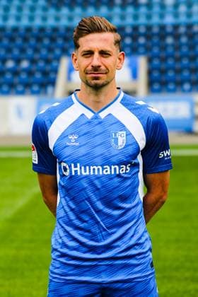 Alexander Nollenberger, 1. FC Magdeburg - 2. Fussball Bundesliga Porträttermin 2. BL 2025 2026 offizieller Fototermin 1. FC Magdeburg in der Avnet Arena in Magdeburg - Porträt, Portrait, Einzelbild, Deutschland, Fussball, Maenner, GER, 16.07.2025