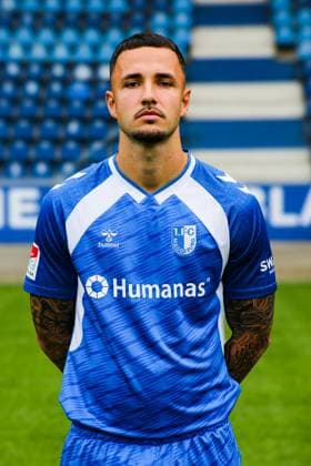 Falko Michel, 1. FC Magdeburg - 2. Fussball Bundesliga Porträttermin 2. BL 2025 2026 offizieller Fototermin 1. FC Magdeburg in der Avnet Arena in Magdeburg - Porträt, Portrait, Einzelbild, Deutschland, Fussball, Maenner, GER, 16.07.2025