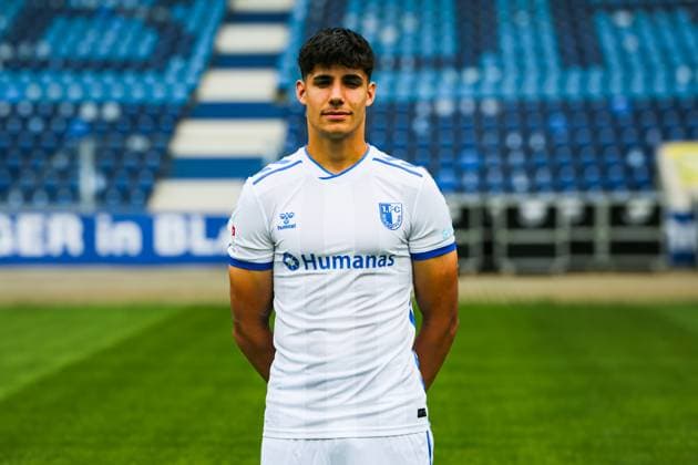 Torwart Robert Kampa, 1. FC Magdeburg - 2. Fussball Bundesliga Porträttermin 2. BL 2025 2026 offizieller Fototermin 1. FC Magdeburg in der Avnet Arena in Magdeburg - Porträt, Portrait, Einzelbild, Deutschland, Fussball, Maenner, GER, 16.07.2025