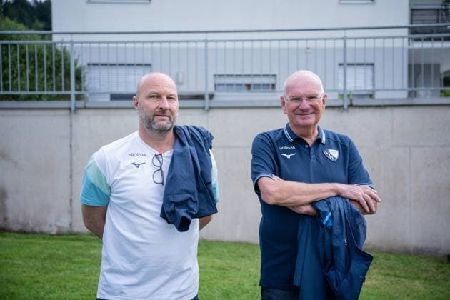 17.07.2025, Fussball, Saison 2025 2026, 2. Bundesliga, Vorbereitung, Sommertrainingslager des VfL Bochum in Scheffau am Wilden Kaiser, Geschäftsführer Dirk Dufner (VfL Bochum 1848), Stellv. Vorstandsvorsitzender Hans-Peter Villis (VfL Bochum 1848) xRHR-FOTO YYx
