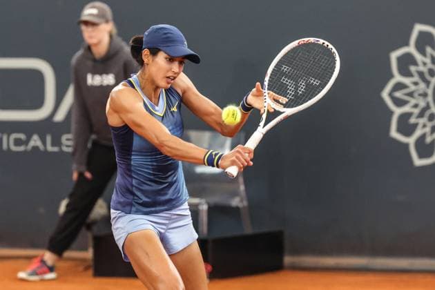 GER, Hamburg, xFSx, ATP250 Frauen-Tennistunier , MSC Hamburg Ladies Open 2025 , Achtelfinale ,17.07.2025 v.l. Astra Sharma (AUS) spielt eine Rueckhand Copyright: HMBxMedia FernandoxSoares