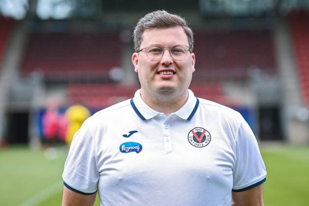 Halil Özcelik (Teammanager); FC Viktoria Köln 1904; 3.Liga, Porträttermin, 2025 2026, 17.07.2025 Nordrhein-Westfalen Deutschland