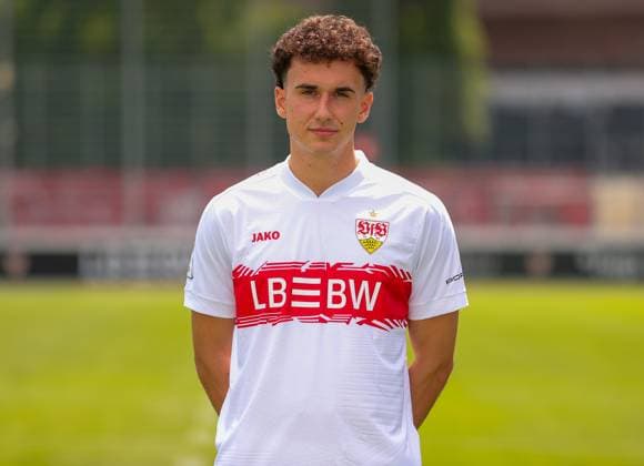 17.07.2025, Michael Glück; VfB Stuttgart II; 3.Liga, Porträttermin 2025 2026,