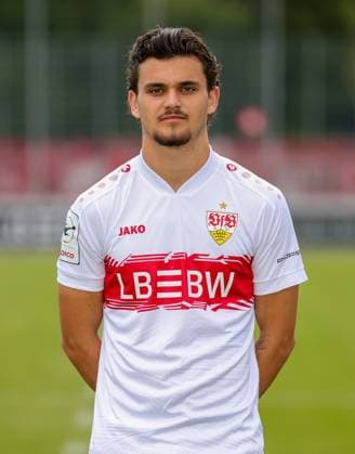 17.07.2025, Leny Meyer; VfB Stuttgart II; 3.Liga, Porträttermin 2025 2026,