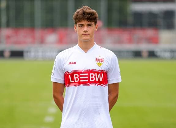 17.07.2025, Lauri Penna; VfB Stuttgart II; 3.Liga, Porträttermin 2025 2026,