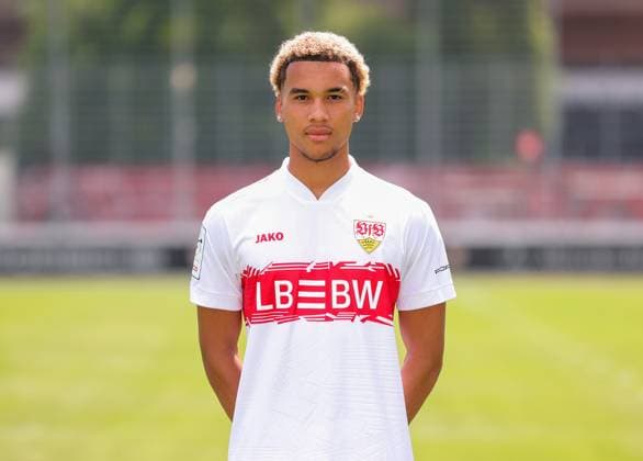 17.07.2025, Kenny Freßle; VfB Stuttgart II; 3.Liga, Porträttermin 2025 2026,