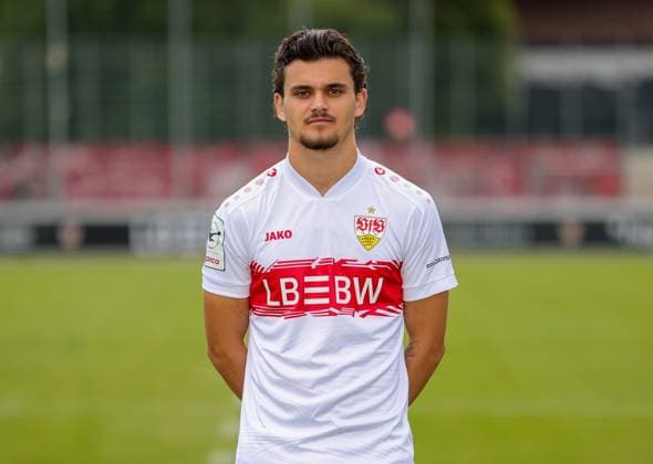 17.07.2025, Leny Meyer; VfB Stuttgart II; 3.Liga, Porträttermin 2025 2026,