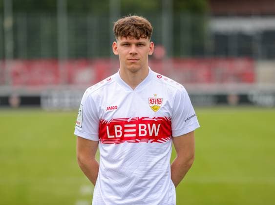 17.07.2025, David Tritschler; VfB Stuttgart II; 3.Liga, Porträttermin 2025 2026,
