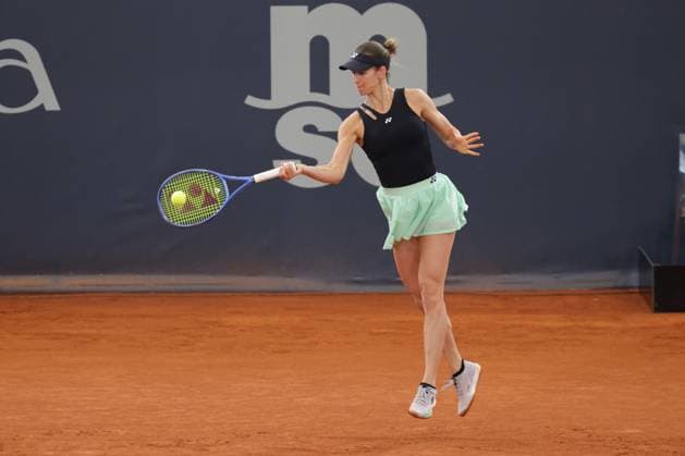 GER, Hamburg, xFSx, ATP250 Frauen-Tennistunier , MSC Hamburg Ladies Open 2025 , Achtelfinale ,17.07.2025 v.l. Anna Bondar (HUN) spielt eine Vorhand Copyright: HMBxMedia FernandoxSoares