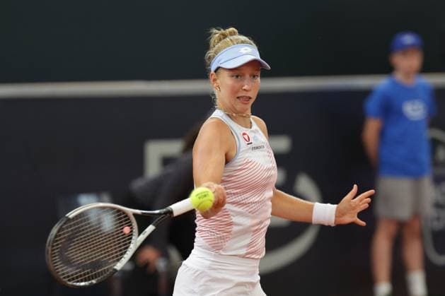 GER, Hamburg, xFSx, ATP250 Frauen-Tennistunier , MSC Hamburg Ladies Open 2025 , Achtelfinale ,17.07.2025 v.l. Sinja Kraus (AUT) spielt eine Vorhand Copyright: HMBxMedia FernandoxSoares