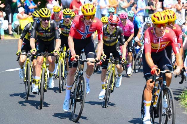 Tour de France 2025 Stage 12 HAUTACAM, FRANCE - JULY 17 : Vingegaard Jonas (DEN) of Team Visma - Lease a Bike in action during stage 12 of the 112th edition of Tour de France an UCI World Tour 2.UWT cycling road race stage for Men Elite of 181 km with start in Auch and finish in Hautacam on July 17, 2025 in Hautacam, France, 17 07 2025 ( Motordriver Kenny Verfaillie - Hautacam France  Copyright: xVincentxKalutx