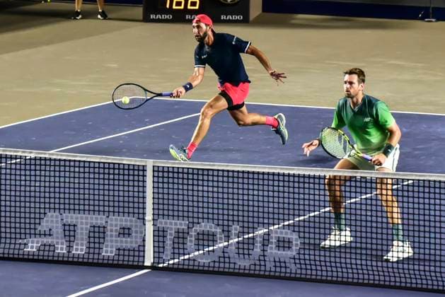 LOS CABOS TENNIS OPEN 2025 LOS CABOS TENNIS OPEN 2025 KRAJICEK GONZALEZ VS WINEGAR CERETTANI 16072025 LOS CABOS, BAJA CALIFORNIA, MEXICO. Photo of Austin Krajicek of the USA and Santiago Gonzalez of Mexico, during doubles game of Los Cabos Tennis Open 2025 held at the Mextenis Stadium of the Cabo Sports Complex of Los Cabos, Baja California, Mexico. Foto Austin Krajicek de Estados Unidos y Santiago Gonzalez de Mexico, durante juego de dobles en Los Cabos Tennis Open 2025 celebrado en el Estadio Mextenis del Cabo Sports Complex de Los Cabos, Baja California, Mexico. PHOTO BY IMAGENSHOP AGENCIA FOTOGRAFICA LOS CABOS BAJA CALIFORNIA MEXICO Copyright: xIMAGENSHOPxAGENCIAxFOTOGRAFICAx