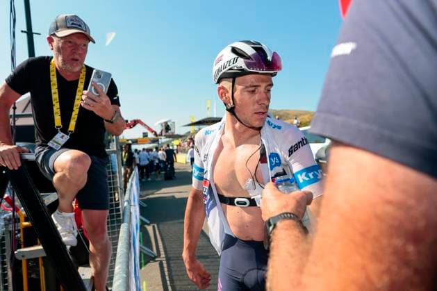 Tour de France 2025 Stage 12 HAUTACAM, FRANCE - JULY 17 : Evenepoel Remco (BEL) of Soudal - Quick Step after the race during stage 12 of the 112th edition of Tour de France an UCI World Tour 2.UWT cycling road race stage for Men Elite of 181 km with start in Auch and finish in Hautacam on July 17, 2025 in Hautacam, France, 17 07 2025 ( Motordriver Kenny Verfaillie - Hautacam France  Copyright: xLucaxBettinix