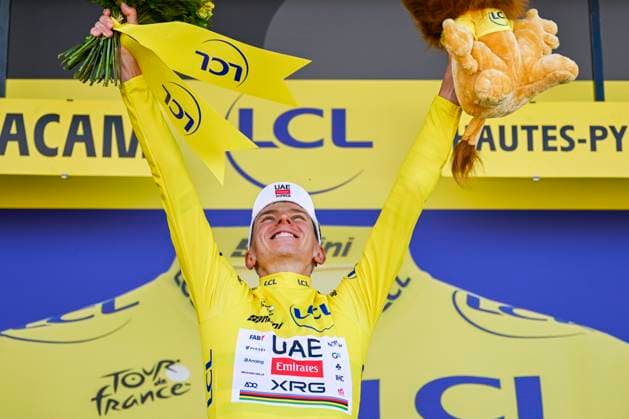 Tour de France 2025 Stage 12 HAUTACAM, FRANCE - JULY 17 : Pogacar Tadej (SLO) of UAE Team Emirates - XRG on the podium with the yellow jersey during stage 12 of the 112th edition of Tour de France an UCI World Tour 2.UWT cycling road race stage for Men Elite of 181 km with start in Auch and finish in Hautacam on July 17, 2025 in Hautacam, France, 17 07 2025 ( Motordriver Kenny Verfaillie - Hautacam France  Copyright: xJanxDexMeuleneirx