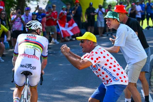 Tour de France 2025 Stage 12 HAUTACAM, FRANCE - JULY 17 : Pogacar Tadej (SLO) of UAE Team Emirates - XRG in action during stage 12 of the 112th edition of Tour de France an UCI World Tour 2.UWT cycling road race stage for Men Elite of 181 km with start in Auch and finish in Hautacam on July 17, 2025 in Hautacam, France, 17 07 2025 ( Motordriver Kenny Verfaillie - Hautacam France  Copyright: xVincentxKalutx