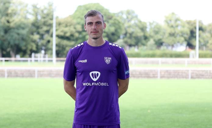 1. FC Schweinfurt 05, 3. Liga, Porträttermin 2025 2026 Toni Stahl (1.FC Schweinfurt 05), Einzelbild, Portrait, Querformat Schweinfurt Sachs-Stadion Bayern Deutschland