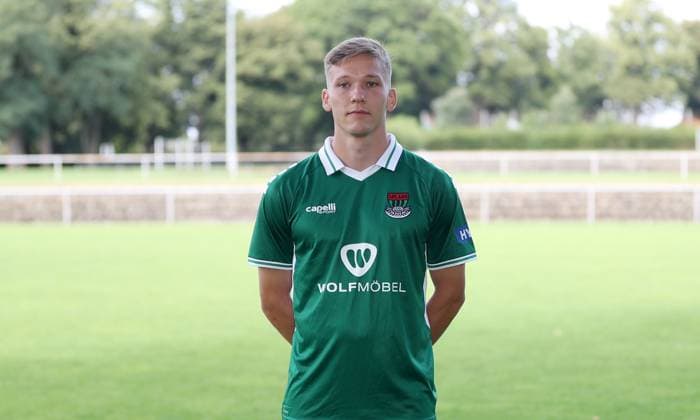 1. FC Schweinfurt 05, 3. Liga, Porträttermin 2025 2026 Sebastian Müller (1.FC Schweinfurt 05), Einzelbild, Portrait, Querformat Schweinfurt Sachs-Stadion Bayern Deutschland