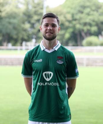 1. FC Schweinfurt 05, 3. Liga, Porträttermin 2025 2026 Erik Shuranov (1.FC Schweinfurt 05), Einzelbild, Portrait, Hochformat Schweinfurt Sachs-Stadion Bayern Deutschland
