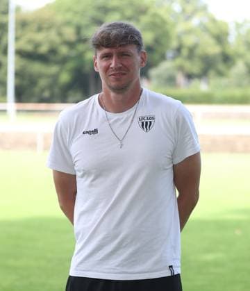 1. FC Schweinfurt 05, 3. Liga, Porträttermin 2025 2026 Co-Trainer Gregor Opfermann (1.FC Schweinfurt 05), Einzelbild, Portrait, Hochformat Schweinfurt Sachs-Stadion Bayern Deutschland