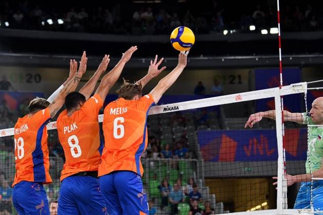 Ljubljana, Slovenia, 17th July 2024: Ziga Stern of Slovenia in action against Silvester Meijs of Netherlands during the IVNL Volleyball Nations League, Week 3 match, between Netherlands and Slovenia at Arena Stozice, Ljubljana, Slovenia. (Natasa Kupljenik SPP) Copyright: xNatasaxKupljenikx xSPPx SPP_1018238