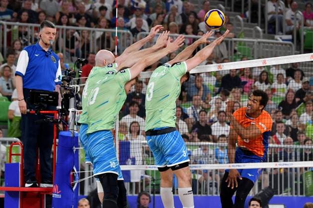 Ljubljana, Slovenia, 17th July 2024: Ziga Stern of Slovenia (L) in action against Michiel Ahyi of Netherlands (R) during the IVNL Volleyball Nations League, Week 3 match, between Netherlands and Slovenia at Arena Stozice, Ljubljana, Slovenia. (Natasa Kupljenik SPP) Copyright: xNatasaxKupljenikx xSPPx SPP_1018228