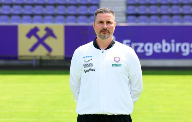 Teampraesentation Erz.Aue 3.Liga Physiotherapeut Christian Puschmann, FC Erzgebirge Aue; 3.Liga, Porträttermin 2025 2026 , Aue, 17.07.2025, Erzgebirgsstadion, Fußball , Nur zur redaktionellen Nutzung. Only editorial use.