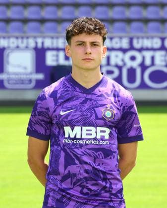 Teampraesentation Erz.Aue 3.Liga William Kallenbach, FC Erzgebirge Aue; 3.Liga, Porträttermin 2025 2026 , Aue, 17.07.2025, Erzgebirgsstadion, Fußball , Nur zur redaktionellen Nutzung. Only editorial use.