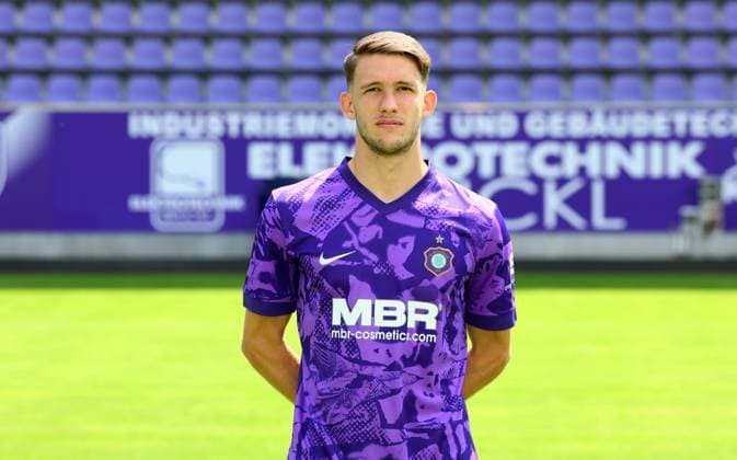 Teampraesentation Erz.Aue 3.Liga Pascal Fallmann, FC Erzgebirge Aue; 3.Liga, Porträttermin 2025 2026 , Aue, 17.07.2025, Erzgebirgsstadion, Fußball , Nur zur redaktionellen Nutzung. Only editorial use.