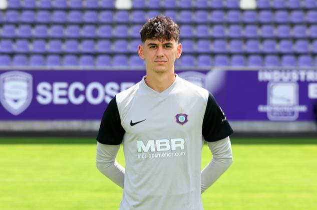 Teampraesentation Erz.Aue 3.Liga Torhüter Sascha Louis Lord, FC Erzgebirge Aue; 3.Liga, Porträttermin 2025 2026 , Aue, 17.07.2025, Erzgebirgsstadion, Fußball , Nur zur redaktionellen Nutzung. Only editorial use.