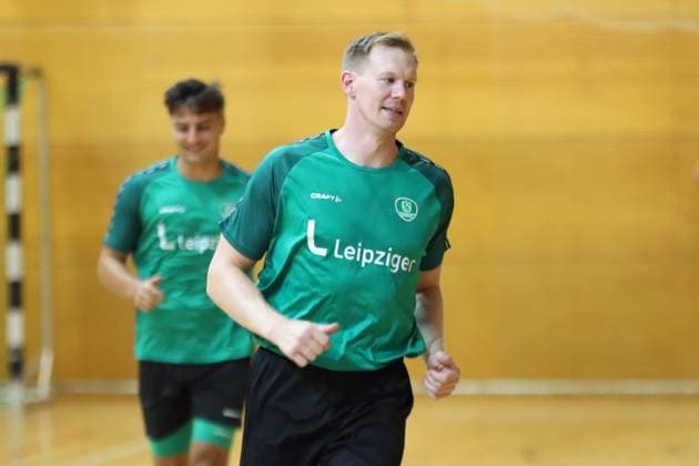 HBL1: Trainingsauftakt des SC DHfK Leipzig, 17.07.25 Adam Lönn (15, SC DHfK Leipzig). Handball, DAIKIN HBL, Saison 2025 2026, Trainingsauftakt des SC DHfK Leipzig am 17.07.25 in der Quarterback Immobilien Arena Leipzig Kleine Arena. Copyright: xBEAUTIFULxSPORTS JanxKaeferx