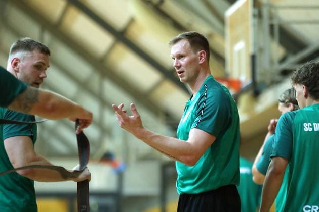 HBL1: Trainingsauftakt des SC DHfK Leipzig, 17.07.25 Adam Lönn (15, SC DHfK Leipzig). Handball, DAIKIN HBL, Saison 2025 2026, Trainingsauftakt des SC DHfK Leipzig am 17.07.25 in der Quarterback Immobilien Arena Leipzig Kleine Arena. Copyright: xBEAUTIFULxSPORTS JanxKaeferx