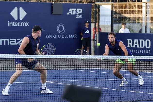 LOS CABOS TENNIS OPEN 2025 LOS CABOS TENNIS OPEN 2025 CASH TRACY VS RAM HARRISON 17072025 LOS CABOS, BAJA CALIFORNIA, MEXICO. Photo of Robert Cash and James Tracy of the USA, during quarter final doubles game of Los Cabos Tennis Open 2025 held at the Court 1 of the Cabo Sports Complex of Los Cabos, Baja California, Mexico. Foto Robert Cash y James Tracy de Estados Unidos, durante juego de cuartos de final de dobles en Los Cabos Tennis Open 2025 celebrado en la Cancha 1 del Cabo Sports Complex de Los Cabos, Baja California, Mexico. PHOTO BY IMAGENSHOP AGENCIA FOTOGRAFICA LOS CABOS BAJA CALIFORNIA MEXICO Copyright: xIMAGENSHOPxAGENCIAxFOTOGRAFICAx