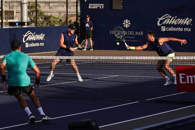 LOS CABOS TENNIS OPEN 2025 LOS CABOS TENNIS OPEN 2025 CASH TRACY VS RAM HARRISON 17072025 LOS CABOS, BAJA CALIFORNIA, MEXICO. Photo of Robert Cash and James Tracy of the USA, during quarter final doubles game of Los Cabos Tennis Open 2025 held at the Court 1 of the Cabo Sports Complex of Los Cabos, Baja California, Mexico. Foto Robert Cash y James Tracy de Estados Unidos, durante juego de cuartos de final de dobles en Los Cabos Tennis Open 2025 celebrado en la Cancha 1 del Cabo Sports Complex de Los Cabos, Baja California, Mexico. PHOTO BY IMAGENSHOP AGENCIA FOTOGRAFICA LOS CABOS BAJA CALIFORNIA MEXICO Copyright: xIMAGENSHOPxAGENCIAxFOTOGRAFICAx