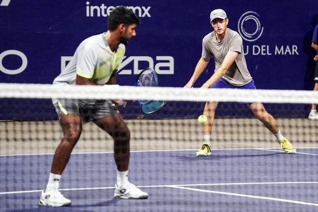 LOS CABOS TENNIS OPEN 2025 LOS CABOS TENNIS OPEN 2025 CHANDRASEKAR STALDER VS TOMIC MONTEMAYOR 17072025 LOS CABOS, BAJA CALIFORNIA, MEXICO. Action photo of Anirudh Chandrasekar of India and Reese Stalder of the USA, during quarter final singles game of Los Cabos Tennis Open 2025 held at the Court 1 of the Cabo Sports Complex of Los Cabos, Baja California, Mexico. Foto de accion de Anirudh Chandrasekar de India y Reese Stalder de Estados Unidos, durante juego de cuartos de final de singles en Los Cabos Tennis Open 2025 celebrado en la Cancha 1 del Cabo Sports Complex de Los Cabos, Baja California, Mexico. PHOTO BY IMAGENSHOP AGENCIA FOTOGRAFICA LOS CABOS BAJA CALIFORNIA MEXICO Copyright: xIMAGENSHOPxAGENCIAxFOTOGRAFICAx