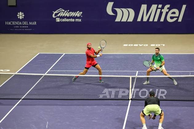 LOS CABOS TENNIS OPEN 2025 LOS CABOS TENNIS OPEN 2025 GONZALEZ KRAJICEK VS EBDEN PEERS 17072025 LOS CABOS, BAJA CALIFORNIA, MEXICO. Action photo of Santiago Gonzalez of Mexico and Austin Krajicek of the USA, during quarter final singles game of Los Cabos Tennis Open 2025 held at the Grand Stand of the Cabo Sports Complex of Los Cabos, Baja California, Mexico. Foto de accion de Santiago Gonzalez de Mexico y Austin Krajicek de Estados Unidos, durante juego de cuartos de final de singles en Los Cabos Tennis Open 2025 celebrado en el Grand Stand del Cabo Sports Complex de Los Cabos, Baja California, Mexico. PHOTO BY IMAGENSHOP AGENCIA FOTOGRAFICA LOS CABOS BAJA CALIFORNIA MEXICO Copyright: xIMAGENSHOPxAGENCIAxFOTOGRAFICAx