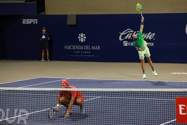 LOS CABOS TENNIS OPEN 2025 LOS CABOS TENNIS OPEN 2025 GONZALEZ KRAJICEK VS EBDEN PEERS 17072025 LOS CABOS, BAJA CALIFORNIA, MEXICO. Action photo of Santiago Gonzalez of Mexico and Austin Krajicek of the USA, during quarter final singles game of Los Cabos Tennis Open 2025 held at the Grand Stand of the Cabo Sports Complex of Los Cabos, Baja California, Mexico. Foto de accion de Santiago Gonzalez de Mexico y Austin Krajicek de Estados Unidos, durante juego de cuartos de final de singles en Los Cabos Tennis Open 2025 celebrado en el Grand Stand del Cabo Sports Complex de Los Cabos, Baja California, Mexico. PHOTO BY IMAGENSHOP AGENCIA FOTOGRAFICA LOS CABOS BAJA CALIFORNIA MEXICO Copyright: xIMAGENSHOPxAGENCIAxFOTOGRAFICAx