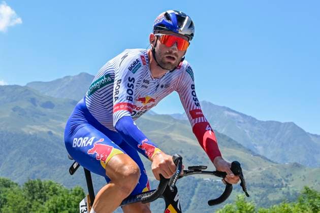 Tour de France 2025 Stage 13 PEYRAGUDES, FRANCE - JULY 18 : Meeus Jordi (BEL) of Red Bull BORA - Hansgrohe in action during stage 13 of the 112th edition of Tour de France an UCI World Tour 2.UWT Individual Time Trial stage for Men Elite of 11 km with start in Loudenvielle and finish in Peyragudes on July 18, 2025 in Peyragudes, France, 18 07 2025 ( Motordriver Kenny Verfaillie - Peyragudes France  Copyright: xJanxDexMeuleneirx