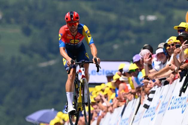 Tour de France 2025 Stage 13 PEYRAGUDES, FRANCE - JULY 18 : Theuns Edward (BEL) of Lidl - Trek at the finish line during stage 13 of the 112th edition of Tour de France an UCI World Tour 2.UWT Individual Time Trial stage for Men Elite of 11 km with start in Loudenvielle and finish in Peyragudes on July 18, 2025 in Peyragudes, France, 18 07 2025 ( Motordriver Kenny Verfaillie - Peyragudes France  Copyright: xVincentxKalutx