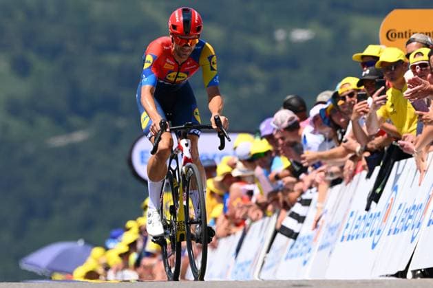 Tour de France 2025 Stage 13 PEYRAGUDES, FRANCE - JULY 18 : Theuns Edward (BEL) of Lidl - Trek at the finish line during stage 13 of the 112th edition of Tour de France an UCI World Tour 2.UWT Individual Time Trial stage for Men Elite of 11 km with start in Loudenvielle and finish in Peyragudes on July 18, 2025 in Peyragudes, France, 18 07 2025 ( Motordriver Kenny Verfaillie - Peyragudes France  Copyright: xVincentxKalutx