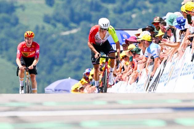 Tour de France 2025 Stage 13 PEYRAGUDES, FRANCE - JULY 18 : Page Hugo (FRA) of Intermarche - Wanty at the finish line during stage 13 of the 112th edition of Tour de France an UCI World Tour 2.UWT Individual Time Trial stage for Men Elite of 11 km with start in Loudenvielle and finish in Peyragudes on July 18, 2025 in Peyragudes, France, 18 07 2025 ( Motordriver Kenny Verfaillie - Peyragudes France  Copyright: xVincentxKalutx