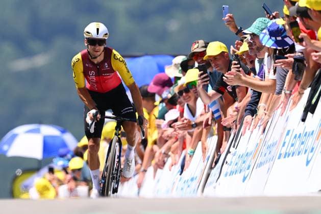 Tour de France 2025 Stage 13 PEYRAGUDES, FRANCE - JULY 18 : Coquard Bryan (FRA) of Cofidis at the finish line during stage 13 of the 112th edition of Tour de France an UCI World Tour 2.UWT Individual Time Trial stage for Men Elite of 11 km with start in Loudenvielle and finish in Peyragudes on July 18, 2025 in Peyragudes, France, 18 07 2025 ( Motordriver Kenny Verfaillie - Peyragudes France  Copyright: xVincentxKalutx