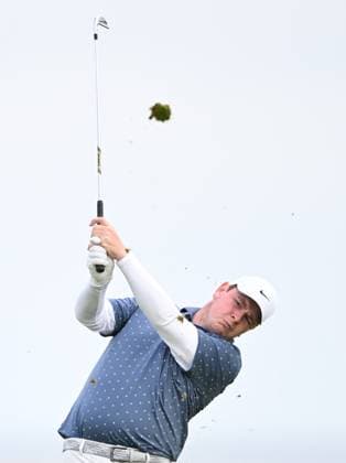 Robert MacIntyre on the 6th Tee The Open Championship, Day Two, Golf, Royal Portrush Golf Club, Portrush, Northern Ireland, UK - 18 Jul 2025 EDITORIAL USE ONLY No use with unauthorised audio, video, data, fixture lists, club league logos or live services. Online in-match use limited to 120 images, no video emulation. No use in betting, games or single club league player publications. Copyright: xGreigxCowie Shutterstockx 15402506ak