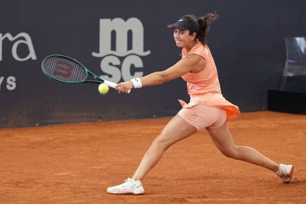 GER, Hamburg, xFSx, ATP250 Frauen-Tennistunier , MSC Hamburg Ladies Open 2025 , Viertelfinale ,17.07.2025 v.l. Leyre Romero Gorma (ESP) spielt eine Rueckhand Copyright: HMBxMedia FernandoxSoares